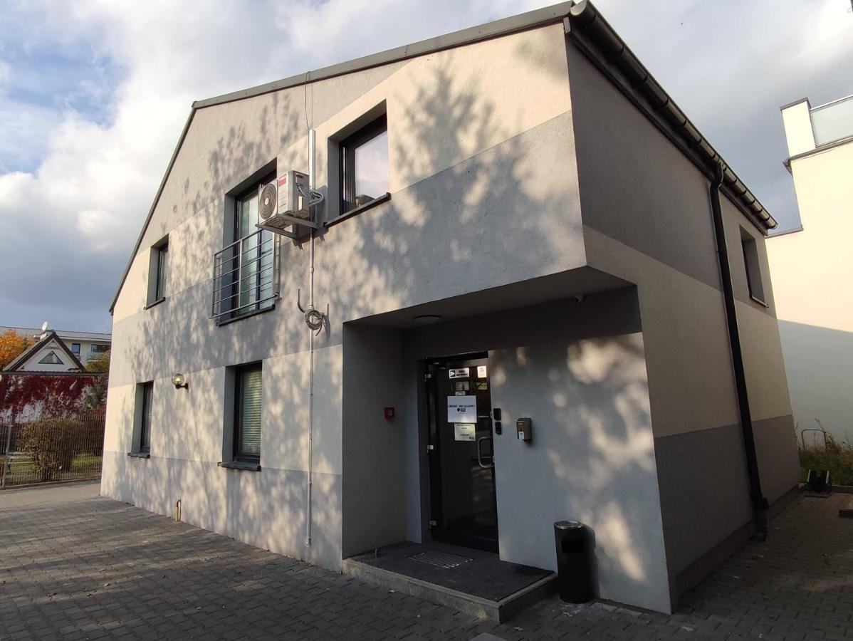 Obiekt Noclegowy Ocelot Pruszków Exteriér fotografie